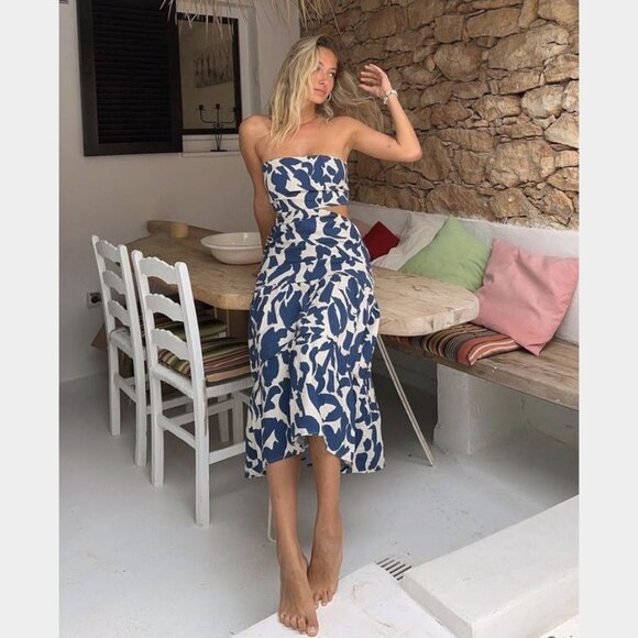 Stradivarius - Cut Out Strapless Boho Midi Dress - Picture 6 of 14